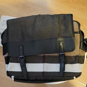Burberry Men Messenger Bag